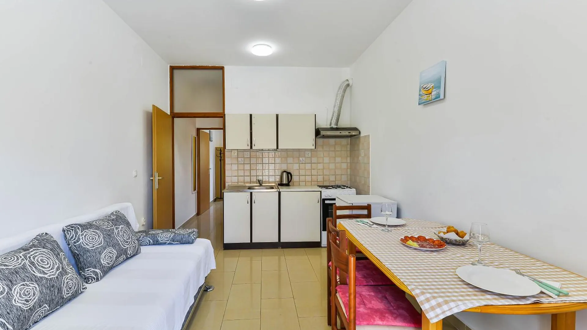 Apartments Adria Turanj 0*,