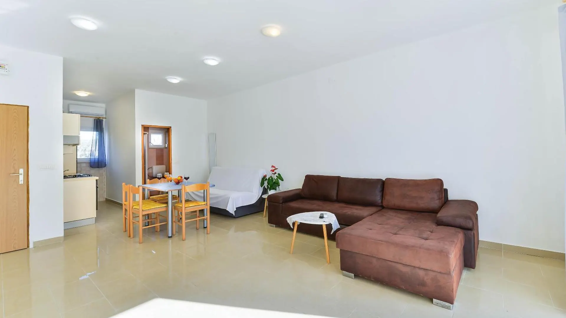 Apartments Adria Turanj